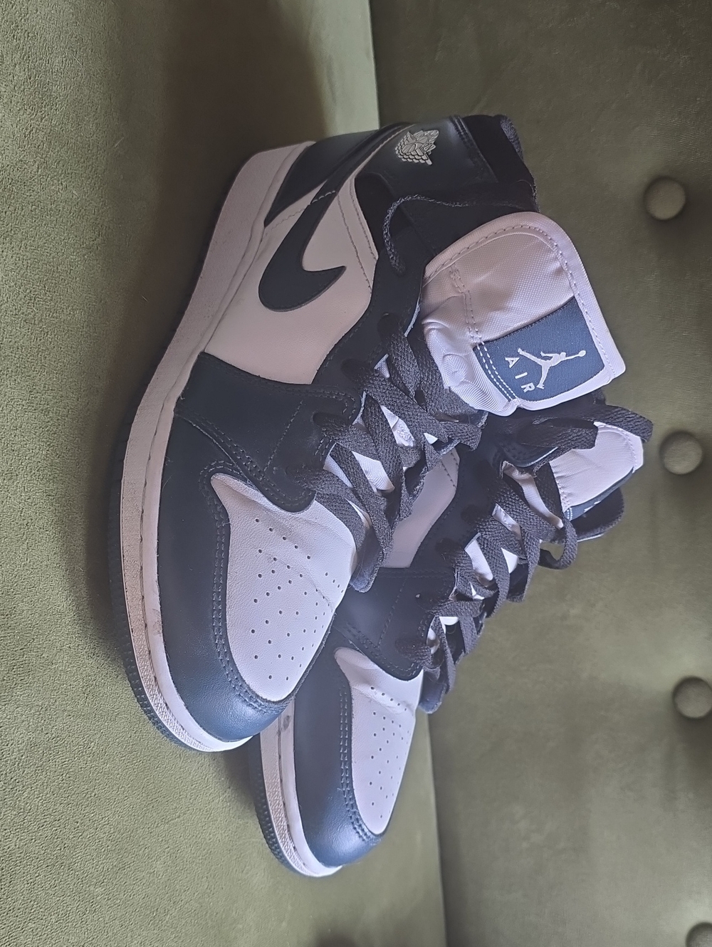 Nike Air Jordan 1 Mid - Navy/White - Size 7Y